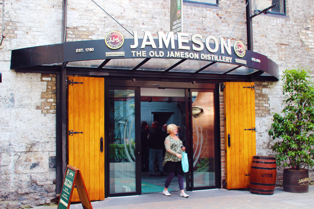 The Old Jameson Distillery 입구